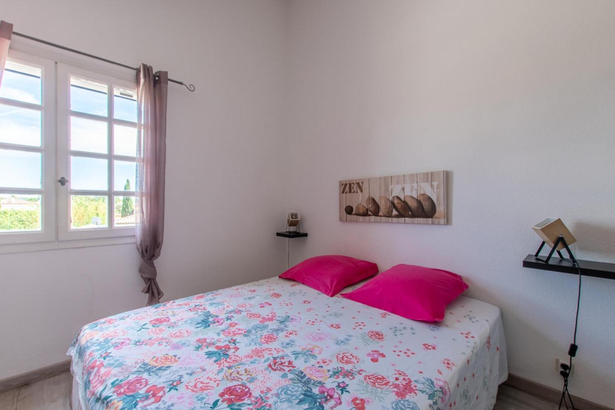 Les Bougainvillees De Camargue Villetelle Oda fotoğraf
